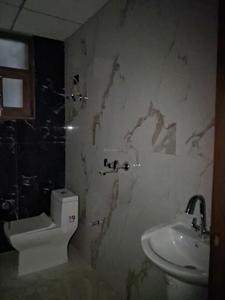 Common Bathroom Image of 1500 Sq.ft 3 BHK Apartment / Flat for sale in Sector 73 Noida for Rs. 5000000