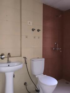 Common Bathroom Image of 1290 Sq.ft 2.5 BHK Apartment / Flat for sale in Mahagun Mywoods, Noida Extension Greater Noida for Rs. 11000000