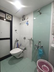 Bathroom Image of 985 Sq.ft 3 BHK Apartment / Flat for sale in Romell Empress, Borivali West Mumbai for Rs. 25900000