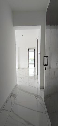 Arkade White Lotus Main Image 1