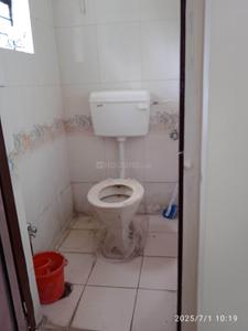 Bathroom Image of 1000 Sq.ft 2.5 BHK Apartment / Flat for rent in Pratap Nagar Nagpur for Rs. 25000