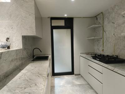 Kitchen Image of 2250 Sq.ft 4 BHK Apartment / Flat for sale in Vile Parle West Mumbai for Rs. 97500000