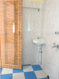 Bedroom One Image of 1200 Sq.ft 3 BHK Builder Floor for rent in Eastern Park, Santoshpur Kolkata for Rs. 22000