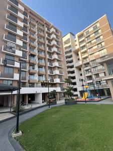 Building Image of 1989 Sq.ft 3 BHK Apartment / Flat for rent in Amrut Orchid, Chandkheda Ahmedabad for Rs. 22000