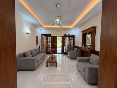 Hall Image of 5000 Sq.ft 5 BHK Villa for sale in Kakkanad Kochi for Rs. 70000000