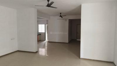 Living Room Image of 2500 Sq.ft 3 BHK Apartment / Flat for rent in Motera Ahmedabad for Rs. 20000