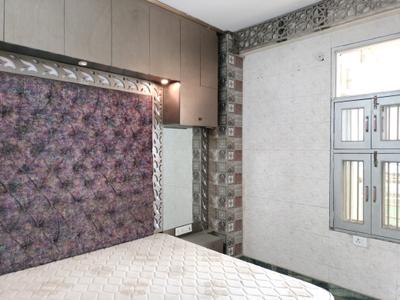 Bedroom Image of 915 Sq.ft 3 BHK Builder Floor for sale in Shiv Park New Delhi for Rs. 7000000