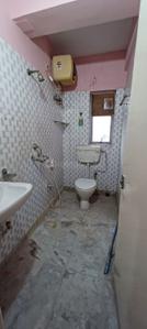 Bathroom Image of 901 Sq.ft 2 BHK Apartment / Flat for sale in Chinar Park Kolkata for Rs. 4850000