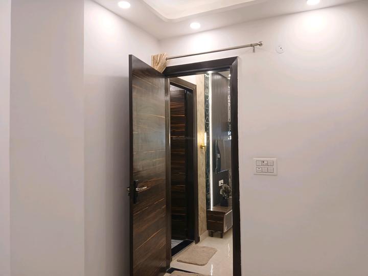 Mohan Garden, Dwarka Mor Bedroom One 1