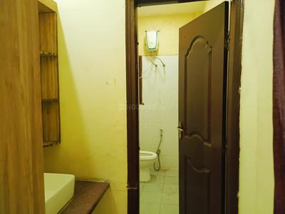 Bathroom Image of 2000 Sq.ft 3 BHK Independent House for rent in Sadar Bazar Raipur for Rs. 32000