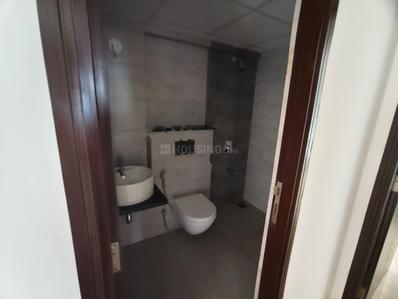 Image of 1185 Sq.ft 2 BHK Apartment / Flat for rent in Monte South, Byculla, Mumbai for Rs. 130000