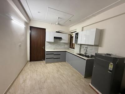 Kitchen Image of 600 Sq.ft 1 BHK Builder Floor for rent in Sector 69 Gurgaon for Rs. 28000