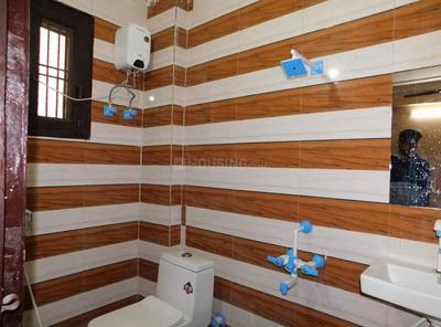 Bathroom Image of Safe homes PG in Indirapuram, Ghaziabad