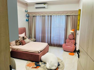 3.5 BHK Flat
