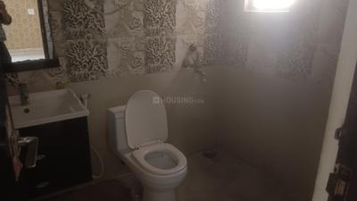 Image of 1255 Sq.ft 2 BHK Apartment / Flat for rent in Arocon Golf Ville, Crossings Republik, Ghaziabad for Rs. 20000