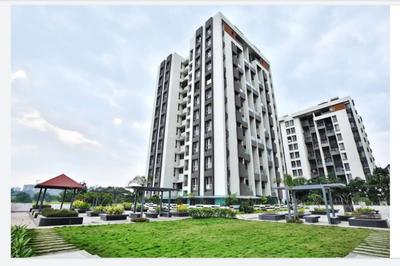 Image of 1204 Sq.ft 2.5 BHK Apartment / Flat for sale in Kolte Patil Little Earth, Kiwale, Pune for Rs. 7000000