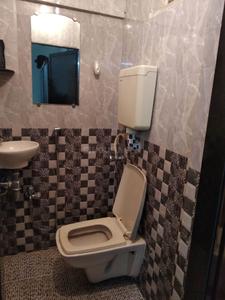 Bathroom Image of 1000 Sq.ft 2 BHK Apartment / Flat for rent in Prabhadevi Mumbai for Rs. 150000