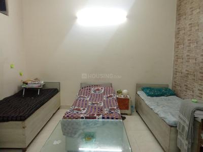 Bedroom Image of Girl&#x27;s PG in Laxmi Nagar, New Delhi