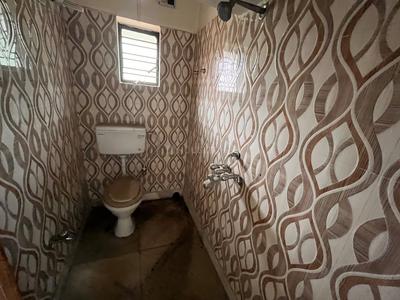 Bathroom Image of 780 Sq.ft 2 BHK Apartment / Flat for sale in Paschim Putiary Kolkata for Rs. 2500000