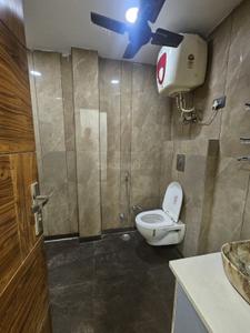 Image of 1400 Sq.ft 3 BHK Builder Floor for sale in Mansarover Garden, New Delhi for Rs. 25000000