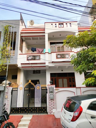 House in nirman nagar Main Image 1
