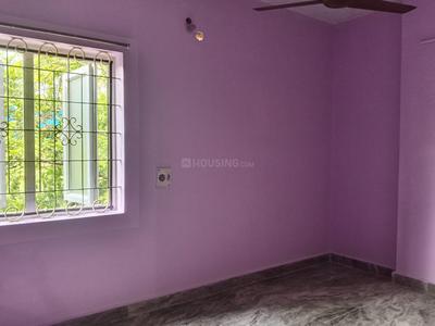Bedroom Image of 721 Sq.ft 2 BHK Apartment / Flat for rent in Zamin Pallavaram Chennai for Rs. 18000