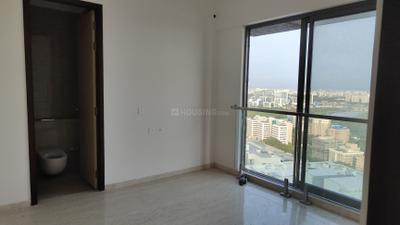 Bedroom Image of 945 Sq.ft 2 BHK Apartment / Flat for sale in Adani Ten BKC, Bandra East Mumbai for Rs. 47000000