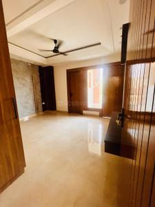 Bedroom Image of 1800 Sq.ft 4 BHK Apartment / Flat for sale in Rajendra Nagar Ghaziabad for Rs. 17000000
