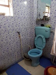 Bathroom Image of 640 Sq.ft 2 BHK Apartment / Flat for sale in Boral Kolkata for Rs. 3000000