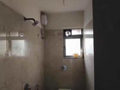 Bathroom Image of 418 Sq.ft 1 BHK Apartment / Flat for rent in Kaveri Heights, Ghatkopar East Mumbai for Rs. 42000