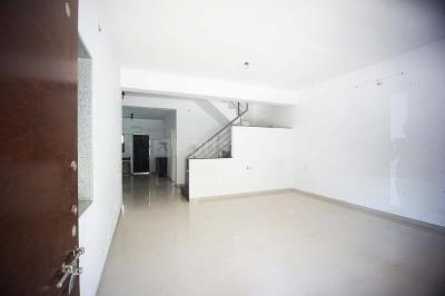 Living Room Image of 2430 Sq.ft 4 BHK Independent House for sale in Nava Naroda Ahmedabad for Rs. 32000000