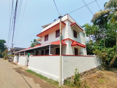 Image of 1450 Sq.ft 3 BHK Independent House for sale in Thrippunithura, Kochi for Rs. 10000000