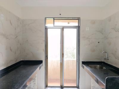 Kitchen Image of 500 Sq.ft 1 BHK Apartment / Flat for rent in Kasarvadavali Thane for Rs. 16000