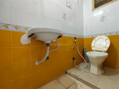 Bathroom Image of 950 Sq.ft 2 BHK Apartment / Flat for sale in Akota Vadodara for Rs. 2600000
