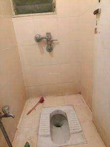 Common Bathroom Image of 850 Sq.ft 2 BHK Apartment / Flat for rent in CIDCO Millennium Tower, Sanpada Navi Mumbai for Rs. 65000