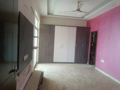Image of 5700 Sq.ft 5 BHK Penthouse for sale in Amrapali Silicon City, Sector 76, Noida for Rs. 30000000
