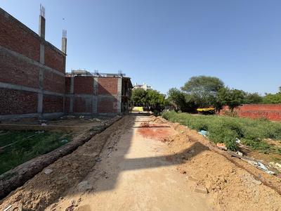 Image of 900 Sq.ft Residential Plot / Land for sale in Ghitorni, New Delhi for Rs. 9000000
