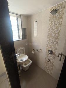 Bathroom Image of 900 Sq.ft 2 BHK Apartment / Flat for rent in Jyoti Sadan, Mahim Mumbai for Rs. 85000