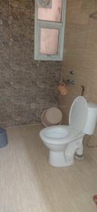 Bathroom Image of 1575 Sq.ft 3 BHK Apartment / Flat for rent in Omaxe Residency II, Arjunganj Lucknow for Rs. 35000