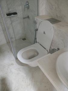 Common Bathroom Image of 425 Sq.ft 1 BHK Apartment / Flat for sale in Om Sai Kripa Ressidency, Vikhroli East Mumbai for Rs. 8800000