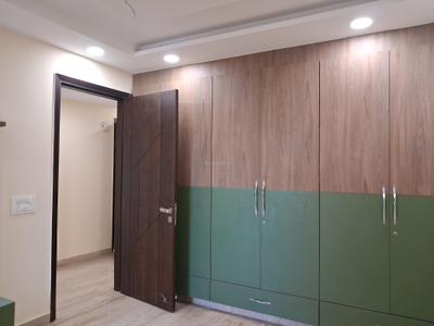 Bedroom Image of 1800 Sq.ft 3 BHK Builder Floor for sale in Paschim Vihar New Delhi for Rs. 35500000