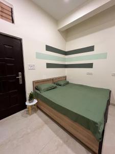 Bedroom Image of 180 Sq.ft 1 RK Apartment / Flat for rent in Vijay Nagar Indore for Rs. 13000