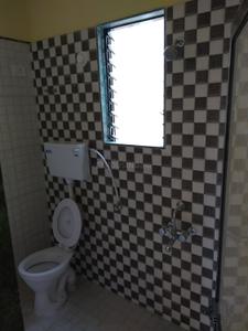 Bathroom Image of 600 Sq.ft 2 BHK Apartment / Flat for sale in Qualcon Greenwood Estate Phase 2, Hedutane Navi Mumbai for Rs. 4200000