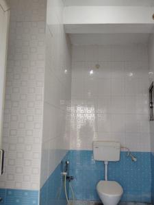 Bathroom Image of 800 Sq.ft 1 BHK Apartment / Flat for rent in Sathuvachari Vellore for Rs. 5000