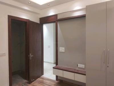Bedroom Image of 1200 Sq.ft 3 BHK Builder Floor for sale in SS Group Housing, Shalimar Garden Ghaziabad for Rs. 6800000
