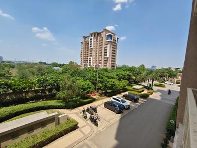 Balcony Image of 1400 Sq.ft 3 BHK Apartment / Flat for sale in Emaar Palm Gardens, Sector 83 Gurgaon for Rs. 22000000