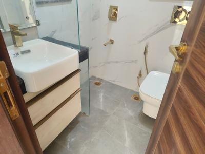Image of 1570 Sq.ft 3 BHK Builder Floor for rent in Smartworld Orchard, Sector 61, Gurgaon for Rs. 62000