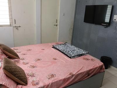 Bedroom Image of 2250 Sq.ft 4 BHK Apartment / Flat for sale in Jodhpur Ahmedabad for Rs. 10500000