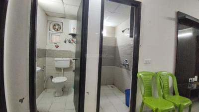 Bathroom Image of 561 Sq.ft 1 BHK Apartment / Flat for sale in Signature Global Grand IVA, Sector 103 Gurgaon for Rs. 4750000