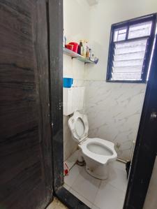 Bathroom Image of 680 Sq.ft 2 BHK Apartment / Flat for rent in Ulkanagari Aurangabad for Rs. 15000